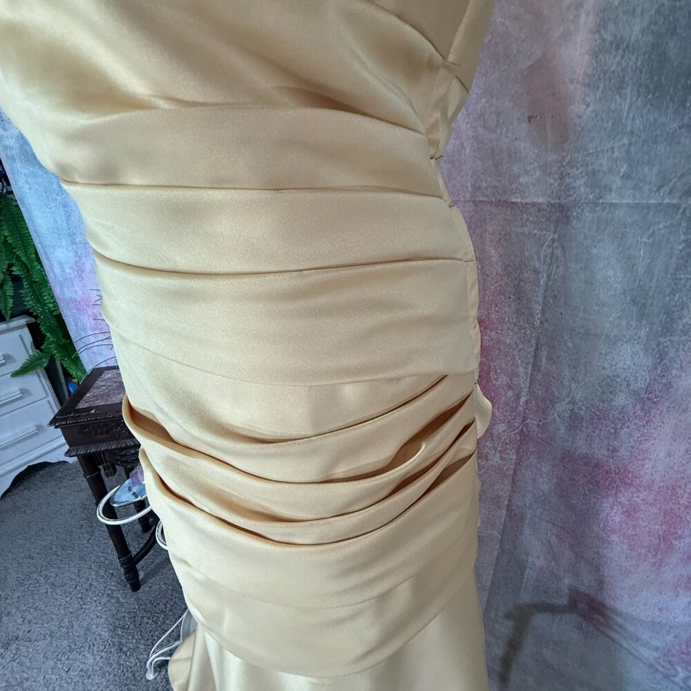 📌Forever Yours Gold Strapless Plated Bridesmaid - Prom - Formal Dress - Picture 8 of 16
